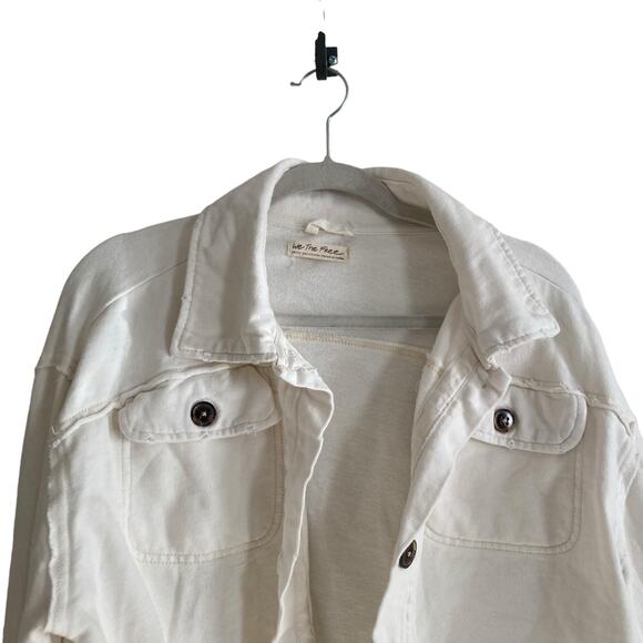 Womens We The Free Saturday White Taupe Cropped Distressed Shacket Size Small - Picture 6 of 16